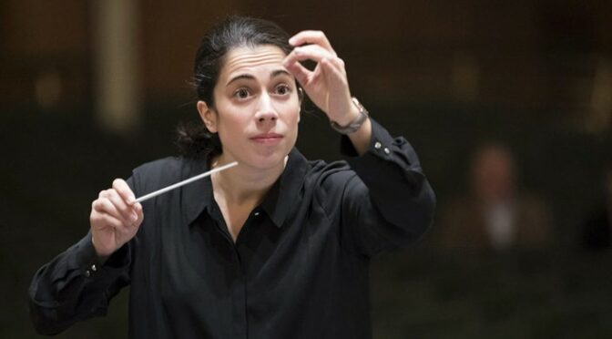 Marie Jacquot feiert begeisterndes Debüt beim WDR Sinfonieorchester